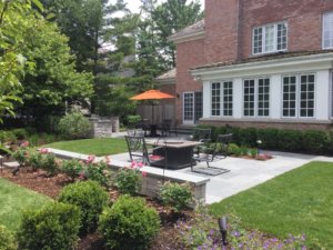 Paver Patio Seating Wall Landscaping, Lake Forest, IL