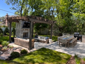 Outdoor living room with pergola northbrook il